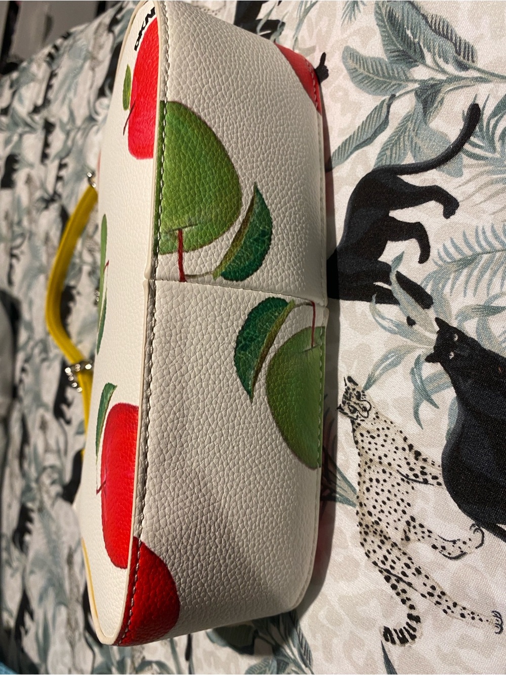 DKNY White Apple Print Shoulder Bag with Yellow Strap and Silver Chain - Picture 4 of 7